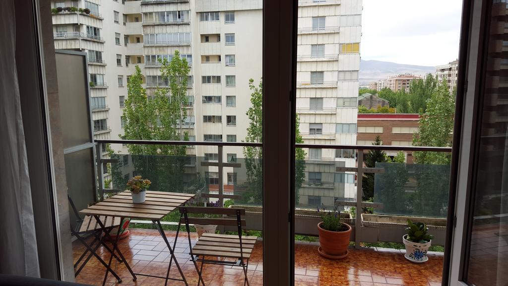 Apartamento Vuelta Del Castillo بنبلونة المظهر الخارجي الصورة